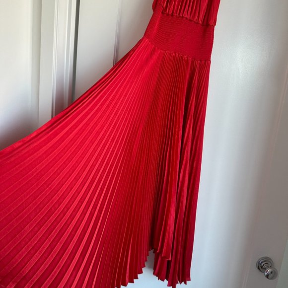 A.L.C. Renzo II Asymmetric Pleated Midi-dress Red Halter Neckline Smocked NWT - Picture 7 of 12